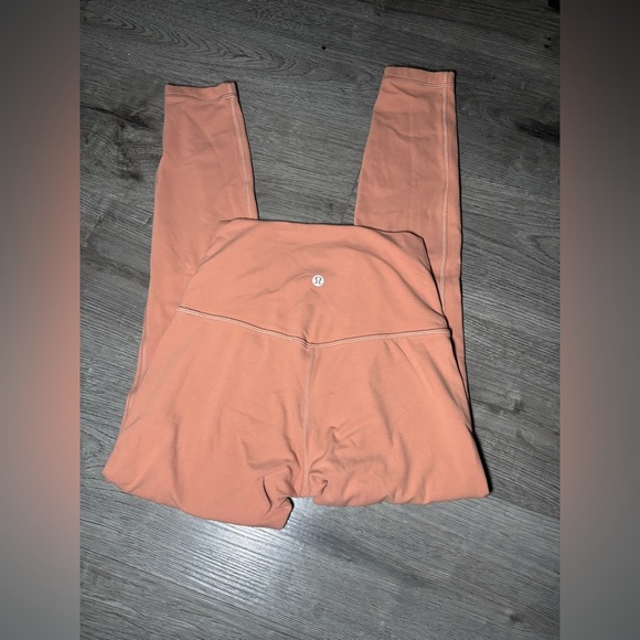 LULULEMON align leggings size 4 - Picture 4 of 5